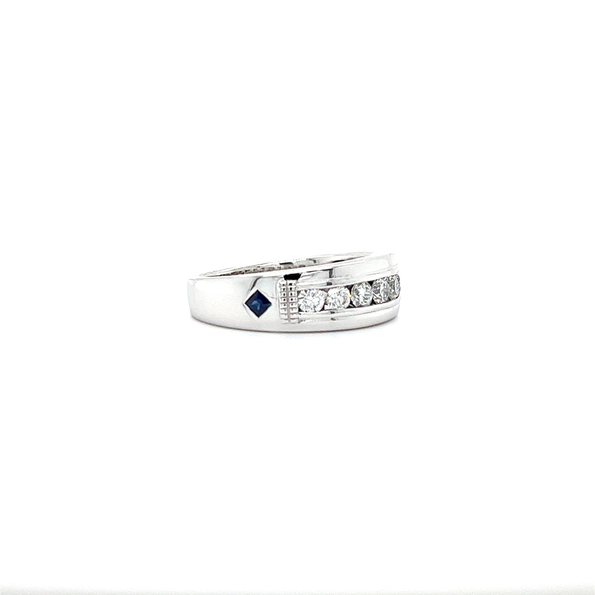14KT WHITE GOLD DIAMOND AND SAPHIRE WEDDING RING
