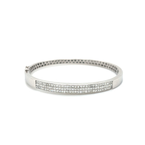 SOLID 14KT WHITE GOLD PRINCESS CUT DIAMND BANGLE BRACELT