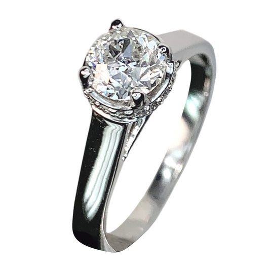 14 KT WHITE GOLD ROUND DIAMOND ENGAGEMENT RING - 0.92 CT