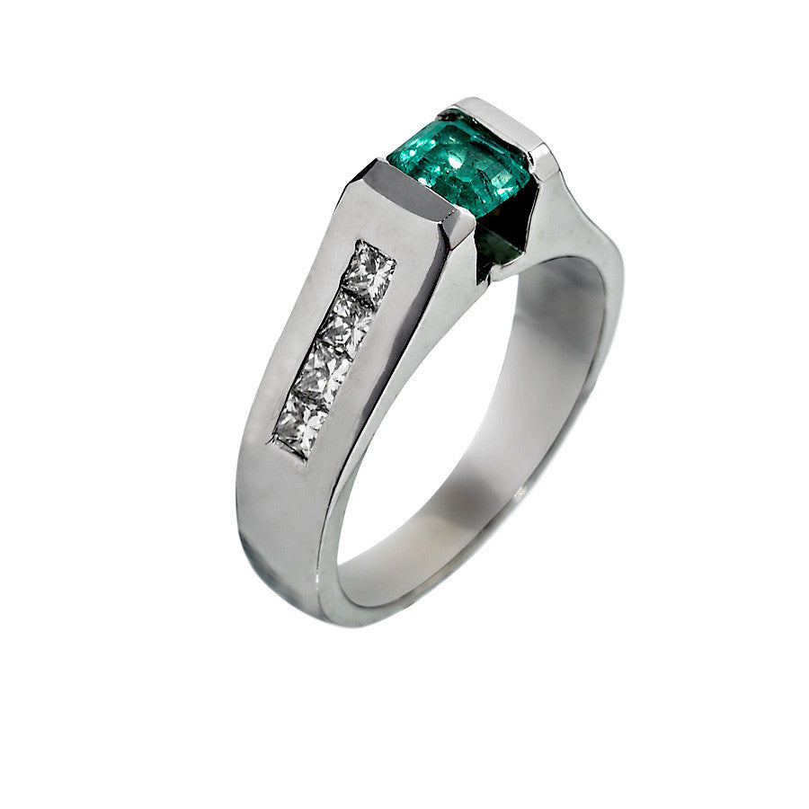 14K White Gold Womens Diamond and Emerald Cocktail Ring